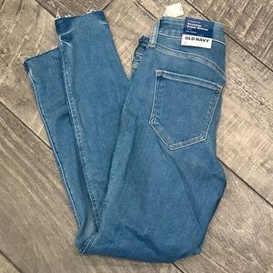 Old Navy Women's Rockstar Super Skinny Jeans Sz 0 NWT